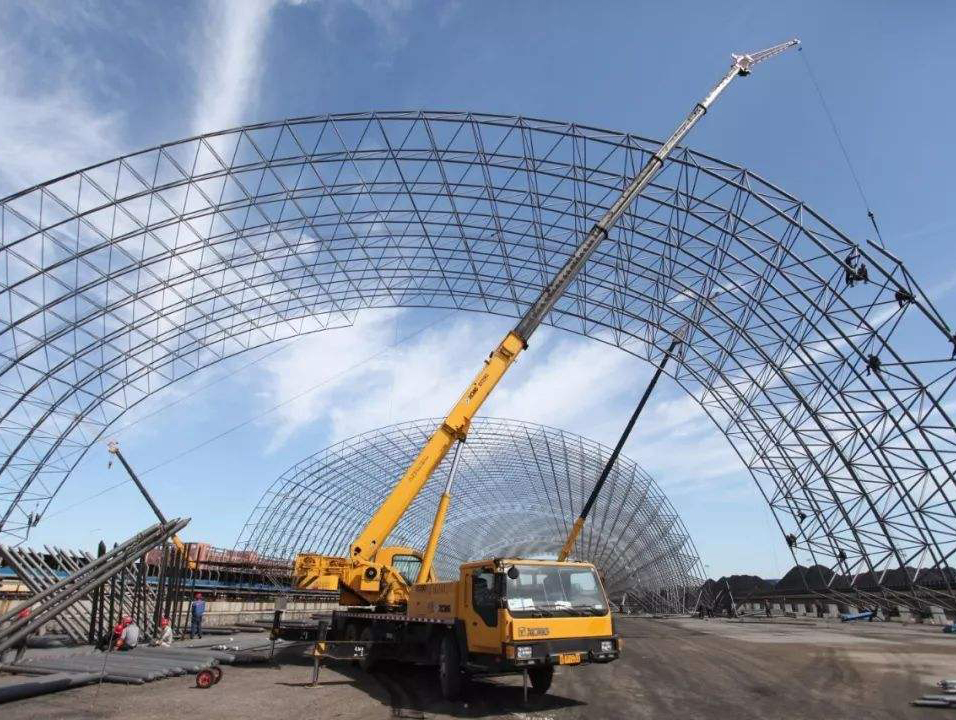 泰州鋼結構在施工設計時出現問題該如何解決